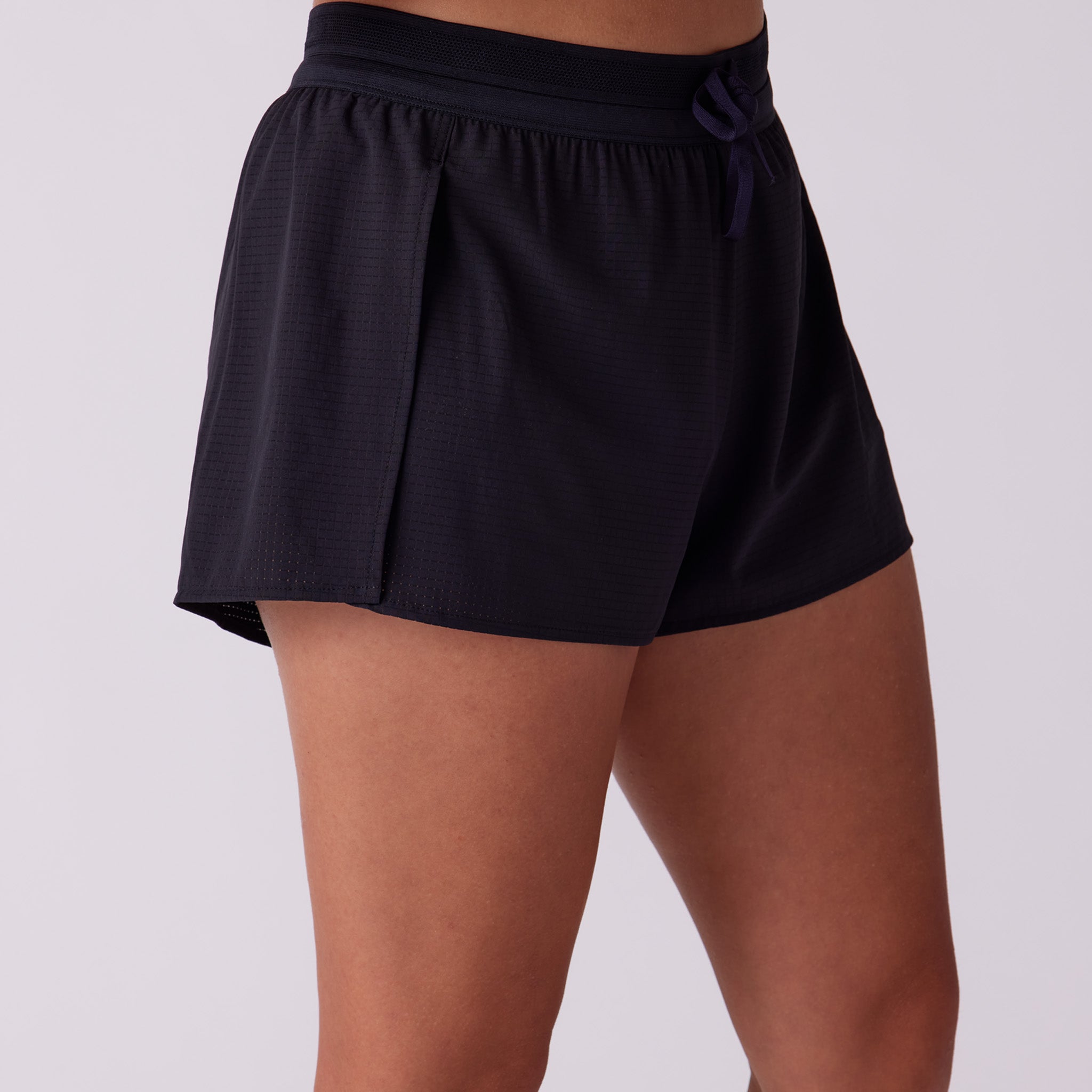 Women's Pace 2" Lined Full Split Short - Black