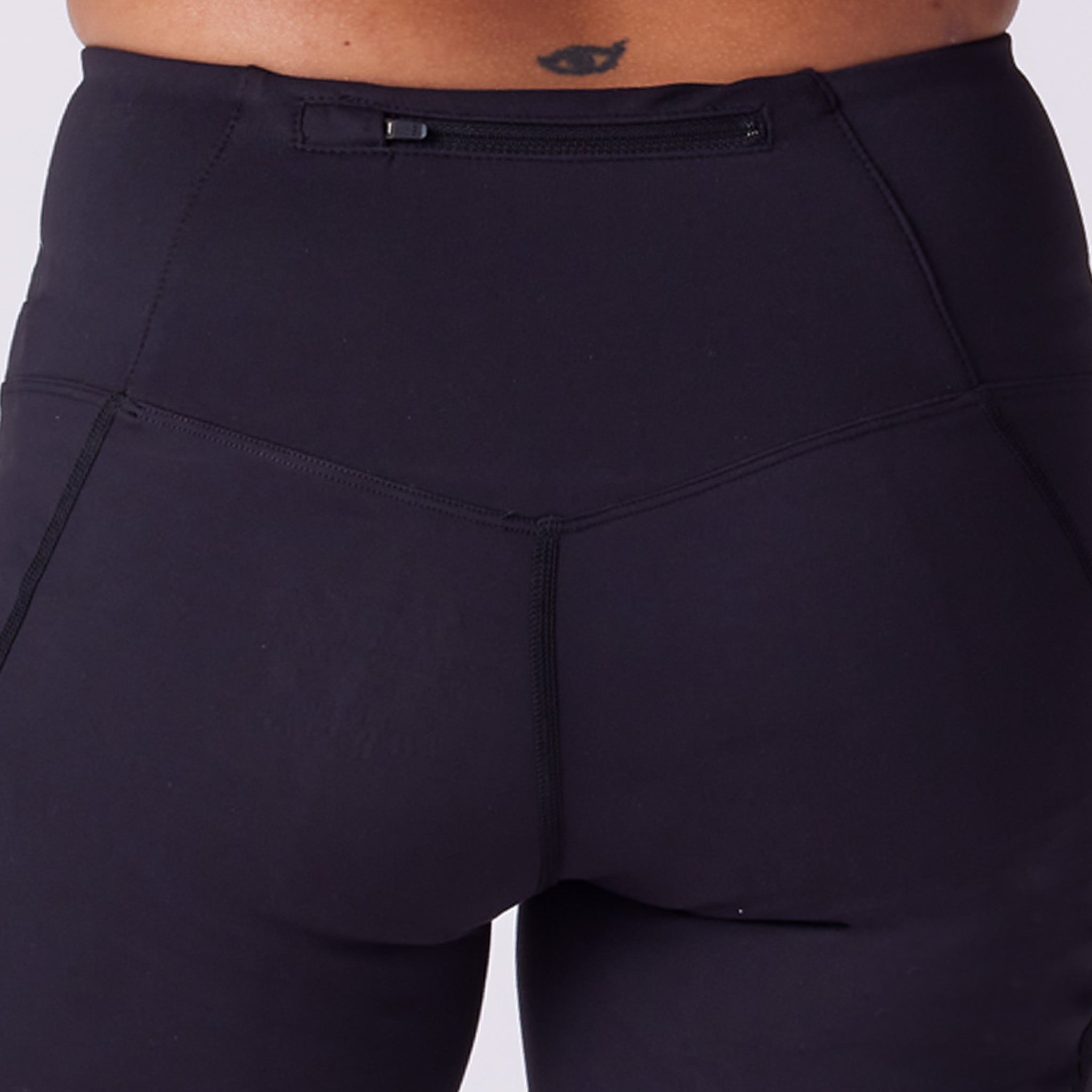 Women's Fly 8" High Rise Fit Short - Black